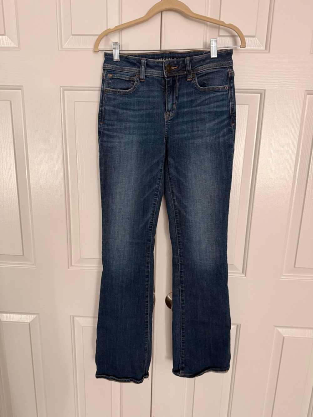 American Eagle Outfitters Bootcut Jeans in Dark Blue Wash